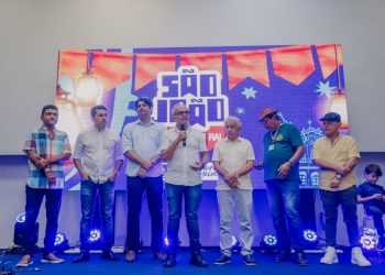 Cícero anuncia programação junina com shows de Walkyria Santos, Cavalo de Pau e Eliane