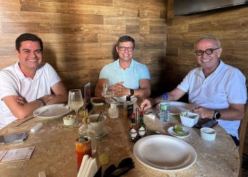 Mersinho discute projetos para Cabedelo e João Pessoa com os prefeitos Cícero e Vitor Hugo