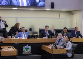 Assembleia aprova criação de Secretarias e reajuste para cargos comissionados do Estado