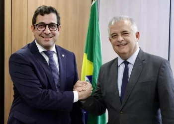 DESENVOLVIMENTO REGIONAL: Gervásio defende implantação de voos do Nordeste para África e Europa