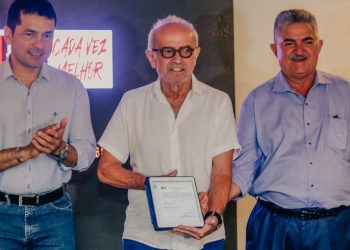 Cícero Lucena autoriza obras de contenção e proteção da calçadinha do Cabo Branco