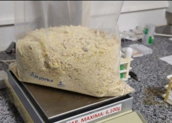 Cozinheira paraibana é presa com mais de 4kg de cocaína presa ao corpo no Aeroporto de Recife