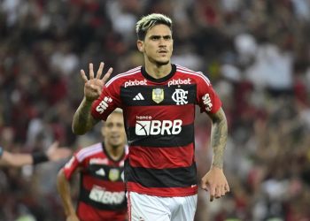 Pedro faz quatro gols, Flamengo goleia o Maringá e avança na Copa do Brasil