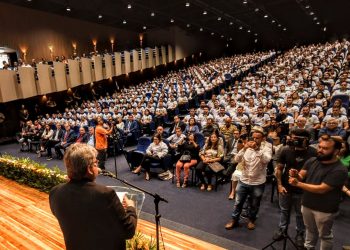 João participa de aula inaugural do curso de formação para os concursados da Polícia Civil