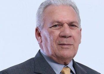 Zé Aldemir é transferido para o Sírio Libanês, em São Paulo, após passar mal e ser internado em Brasília