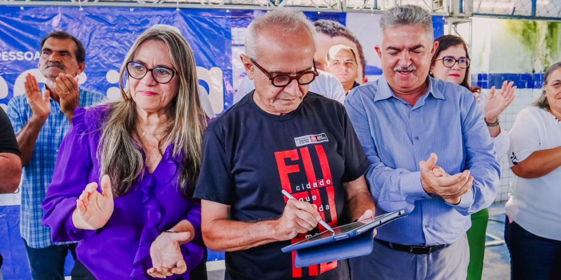 Cícero Lucena autoriza reestruturação de escola no Varjão e Prefeitura chega a 59 unidades com obras iniciadas