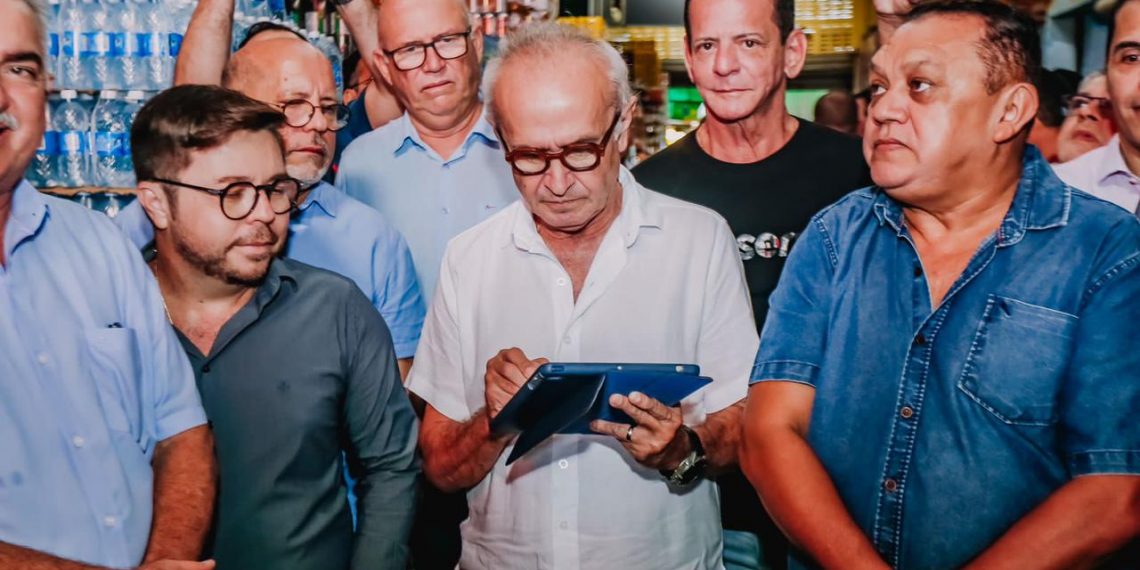 Cícero Lucena autoriza licitação para reconstrução do Mercado do Rangel