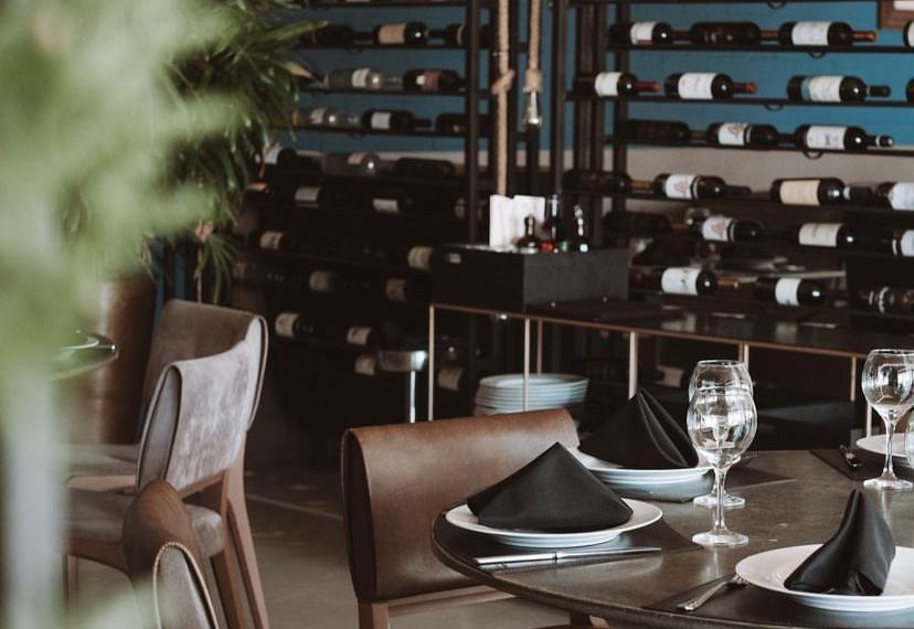 Captain Jack lança vinhos exclusivos em jantar harmonizado