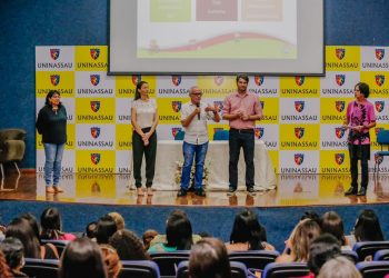 Prefeito abre formação de 350 cuidadores que vão acompanhar estudantes com deficiência na Rede Municipal