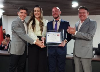 Jornalista Thiago Moraes recebe título de cidadão paraibano