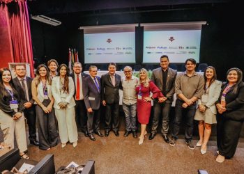 Ao lado de secretário nacional, Cícero abre capacitação para servidores de Defesa do Consumidor