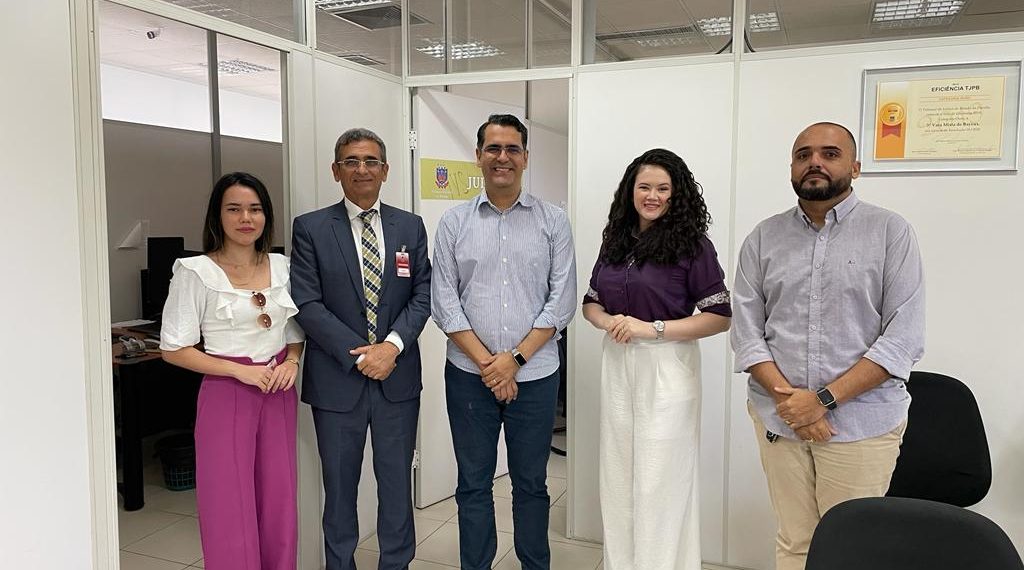 “Banco de Currículos”: CAA apresenta programa de empregabilidade da advocacia durante evento na UNINASSAU