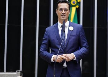 REVIRAVOLTA? Deputado apresenta projeto, e Dallagnol poderia ter mandato preservado