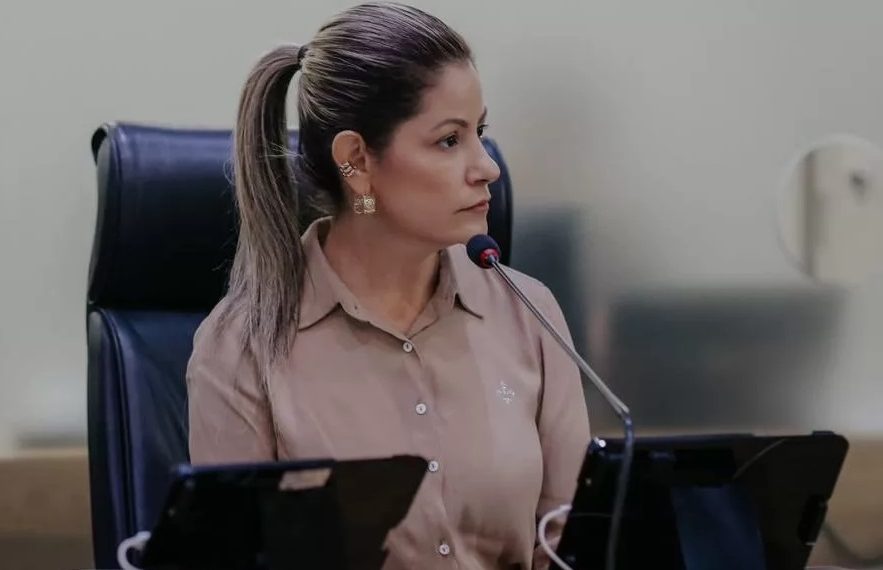 Lei de autoria da deputada Danielle do Vale, que obriga a contratação de artistas locais em shows públicos, é aprovada na ALPB