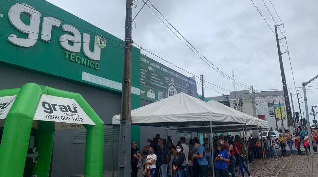 Feira oferece mais de 400 vagas de emprego e estágio em João Pessoa