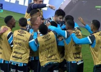 Com brilho de Suárez, Grêmio vence o Gre-Nal em provável despedida de Mano do Inter