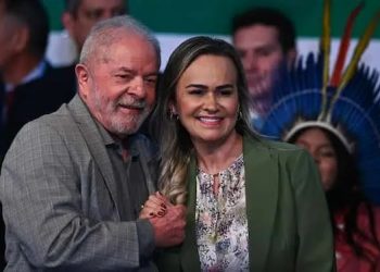 Promotoria no Rio investiga gastos de R$ 1 milhão de ministra do Turismo na campanha