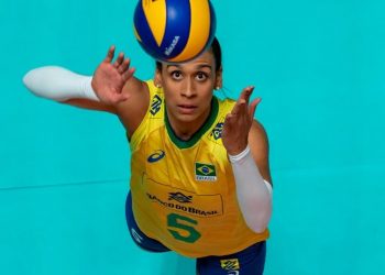 Paula Borgo, ex-jogadora da seleção de vôlei, morre vítima de câncer