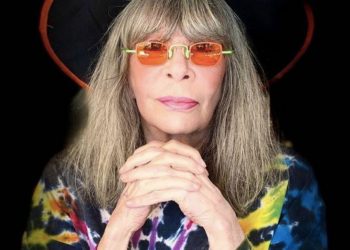 Morre a cantora e compositora Rita Lee aos 75 anos
