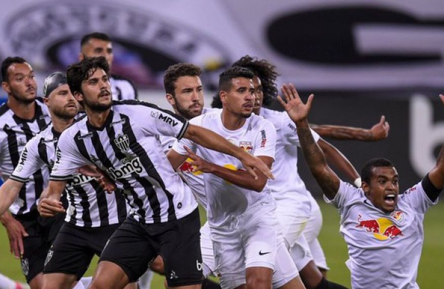 Atlético-MG sai na frente, mas “lei do ex” garante empate ao Bragantino