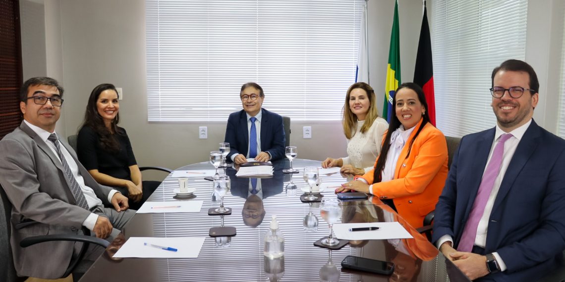 OAB-PB assina convênio e advogados terão vagas especiais no mestrado em Direito do Unipê