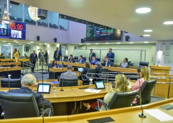 ALPB aprova projeto que proíbe nomeação de condenados por crimes contra a mulher em cargos comissionados