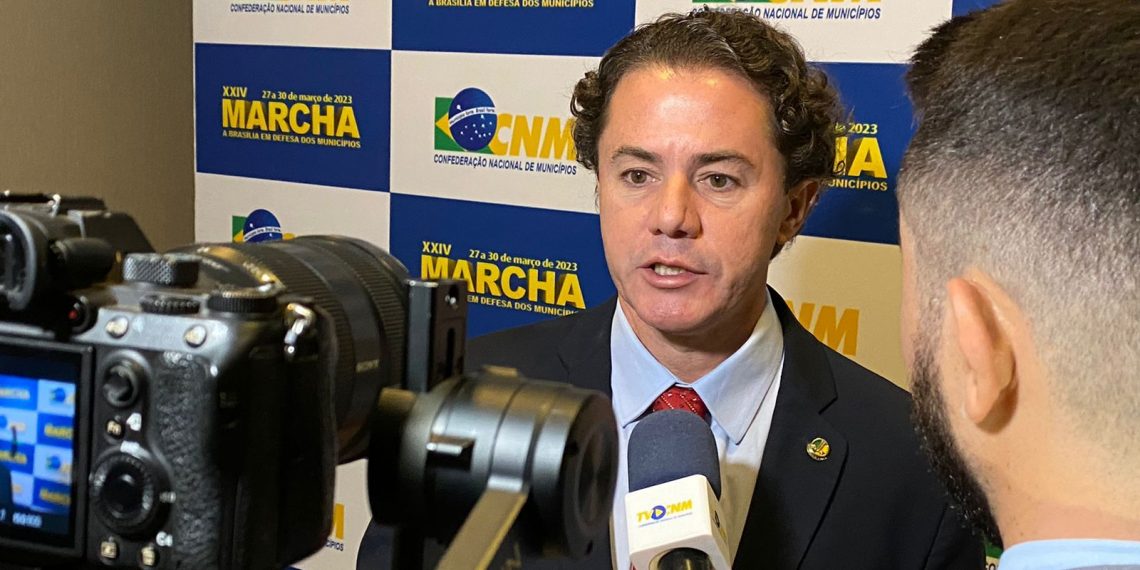 Veneziano anuncia R$ 2,5 milhões para reforma da instalação elétrica do ISEA e Secretário agradece em nome dos campinenses