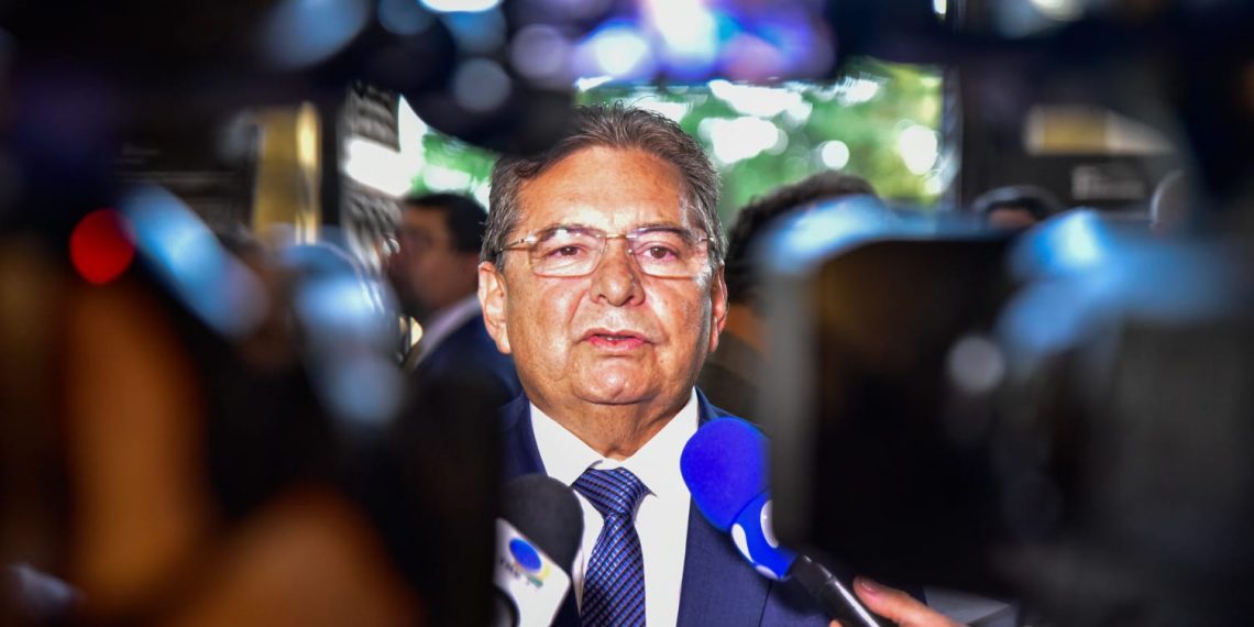 Adriano Galdino destaca postura de João por cirurgia pelo SUS: “mostra ética e decência”