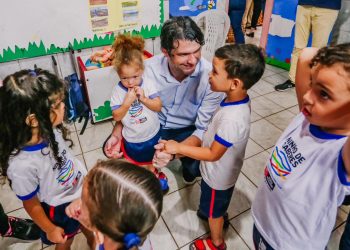 Leo autoriza reforma em centro de ensino do Timbó e destaca ações da PMJP na educação