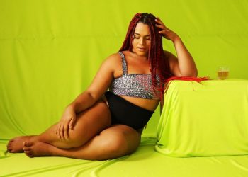 Shows de Bixarte e DJ Ian encerram Encontro Paraibano de Pessoas Trans e Travestis