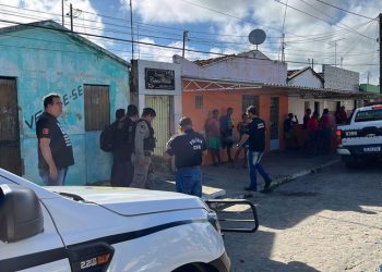 Irmãos são mortos a tiros dentro de casa em Juripiranga, na PB