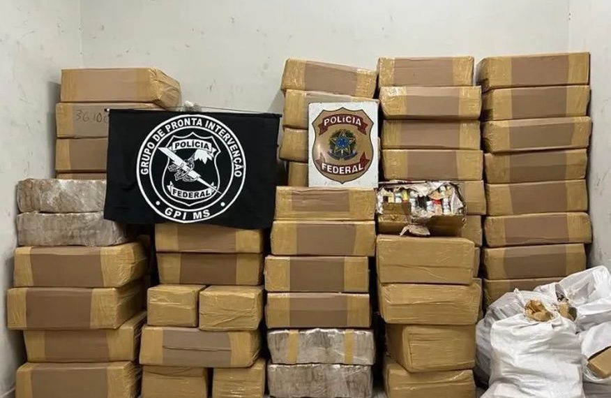 PF investiga destino de duas toneladas de maconha apreendidas em depósito