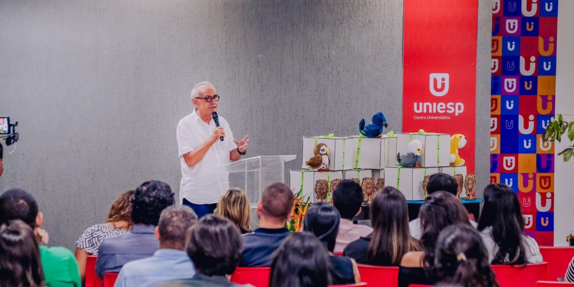 Cícero Lucena abre programação da Semana Nacional do Meio Ambiente e recebe premiação do Iclei