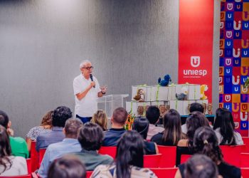 Cícero Lucena abre programação da Semana Nacional do Meio Ambiente e recebe premiação do Iclei