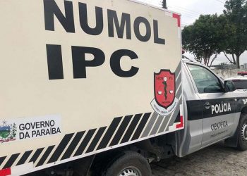 Homem é morto a tiros dentro de carro no bairro Nova Mangabeira