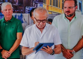 Cícero Lucena autoriza obras de pavimentação e urbanização em mais sete vias do Valentina