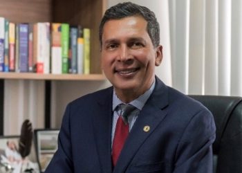 Ricardo Barbosa vai disputar Prefeitura de Cabedelo, anuncia Gervásio Maia