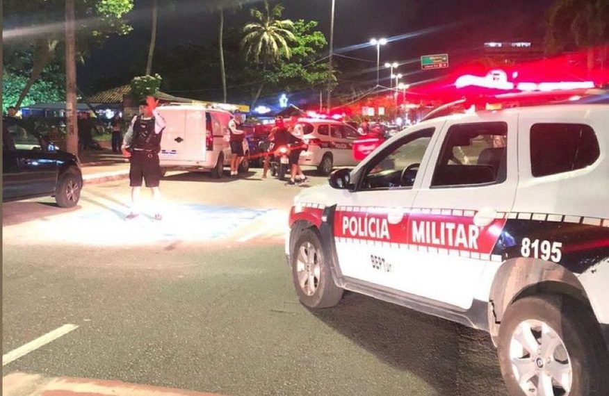 Turista é esfaqueado na praia de Tambaú; morador de rua foi preso acusado pelo crime