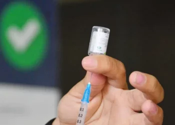 API-PB promove vacinação contra Influenza e Covid-19 para comunicadores