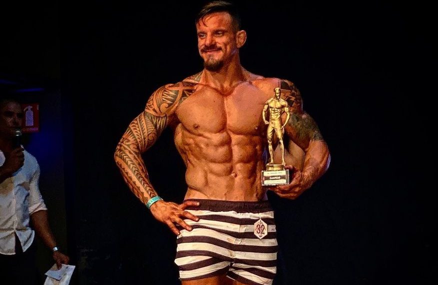 Vereador Tarcísio Jardim quebra protocolo, participa do Mr. Paraíba 2023 e leva quatro troféus para casa