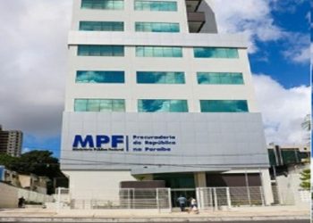 Imóveis de luxo construídos em áreas públicas de Cabedelo entram na mira do Ministério Público Federal