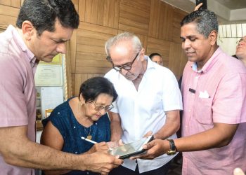 Prefeito entrega reestruturação de escola e implanta novo centro de educação infantil em Mandacaru