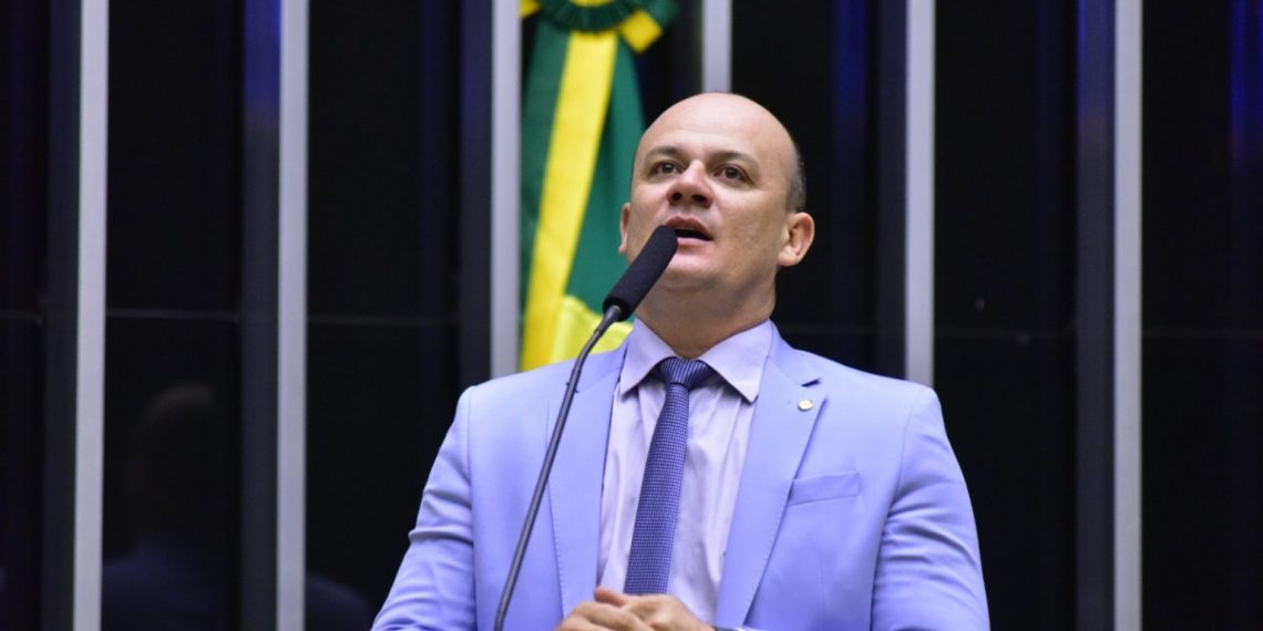 Cabo Gilberto é apontado como um dos mais produtivos parlamentares da Câmara dos Deputados