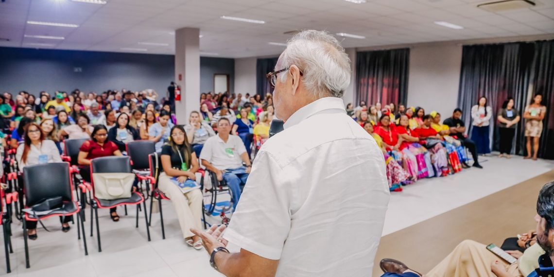 Cícero Lucena abre 14ª Conferência Municipal de Assistência Social