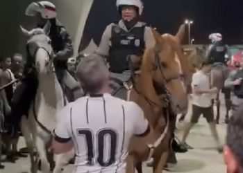 Torcedores passam mal após confusão com a PM no Almeidão