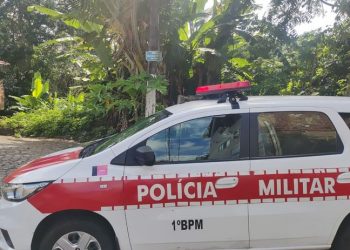 Corpo com marcas de tiros é encontrado em área de vegetação, no bairro de Tambiá, em João Pessoa.