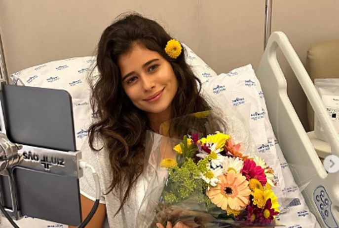 Atriz paraibana Isadora Cruz é internada após fortes dores