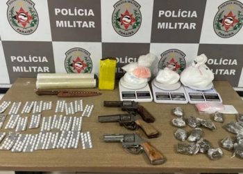 Operação da PM apreende armas e drogas, em Bayeux