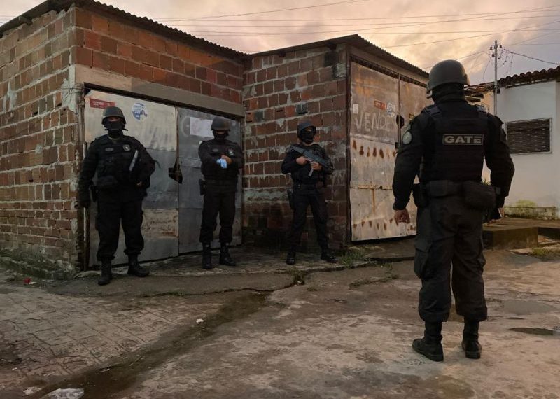 Gaeco investiga envolvimento de políticos com facções em comunidades de JP