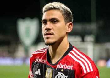 Pedro vai à delegacia e registra agressão de preparador do Flamengo